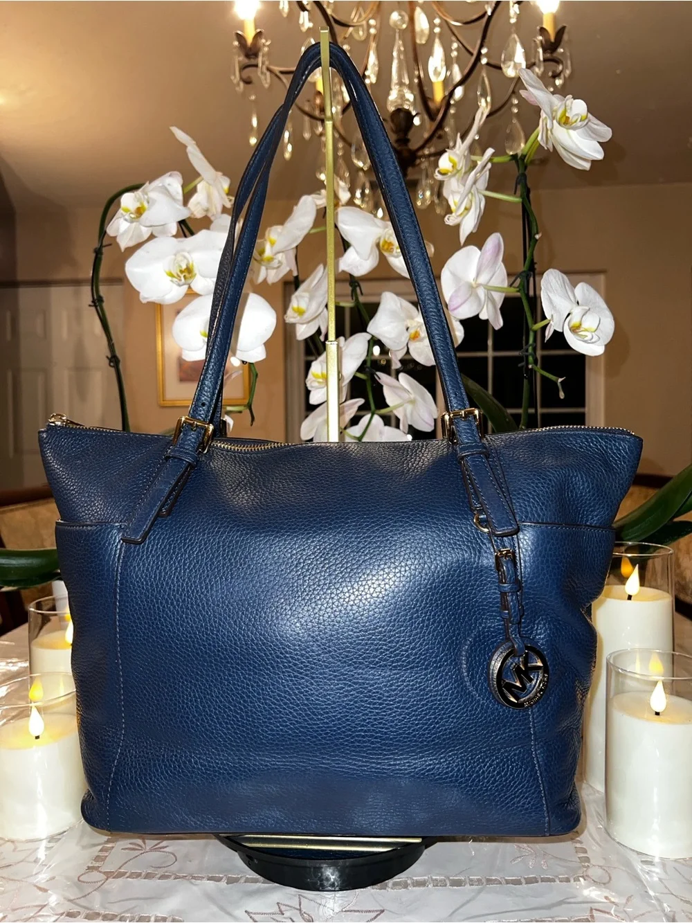 Michael Kors Jet Set Navy Pebbled Leather Tote Bag Gold Hardware MK Charm Large - Picture 1 of 16